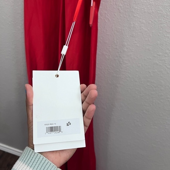 NEW $598 MAC DUGGAL 49520 RED KEYHOLE HALTER EMPIRE WAIST SATIN GOWN Size 10 - Picture 13 of 16